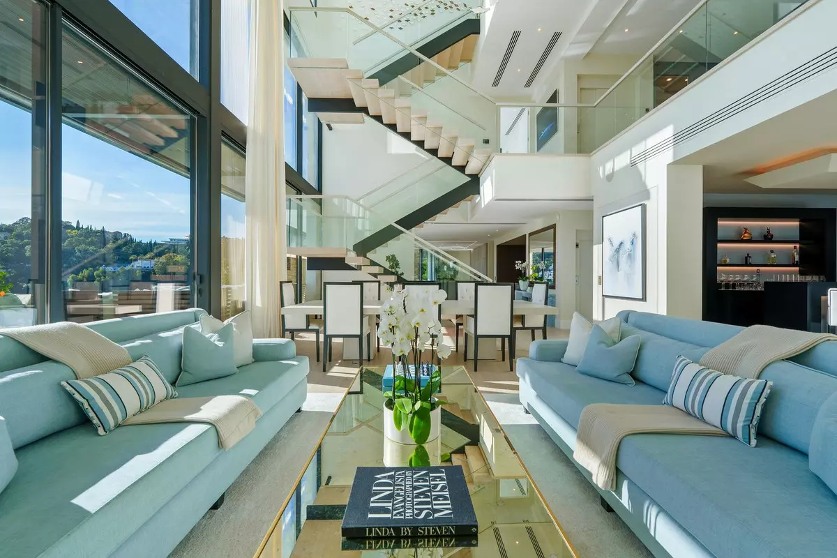 5-bedroom Villa In Benahavis, Spain (715 M²)