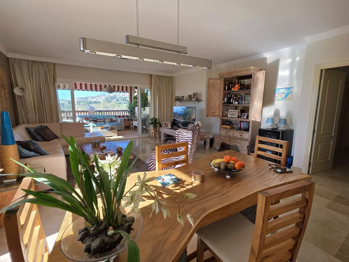 2-bedroom Apartment In Estepona, Spain (100 M²)