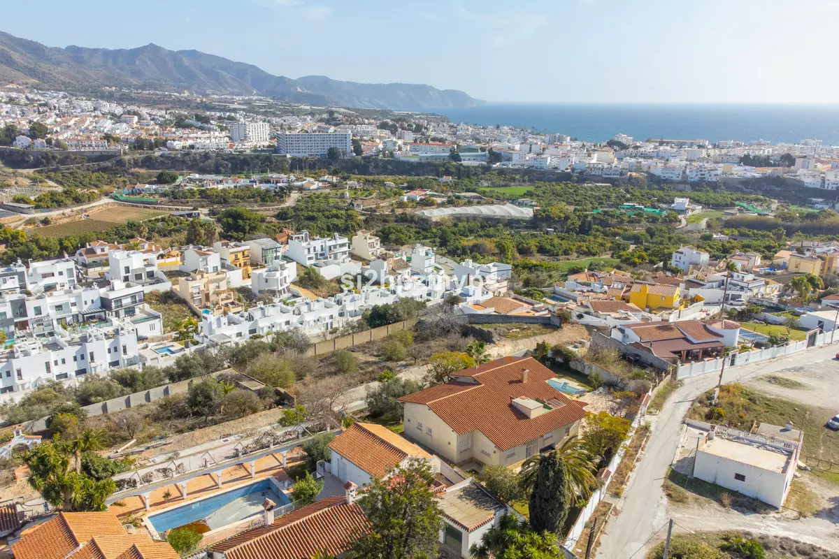 6-bedroom Villa In Nerja, Spain (314 M²)