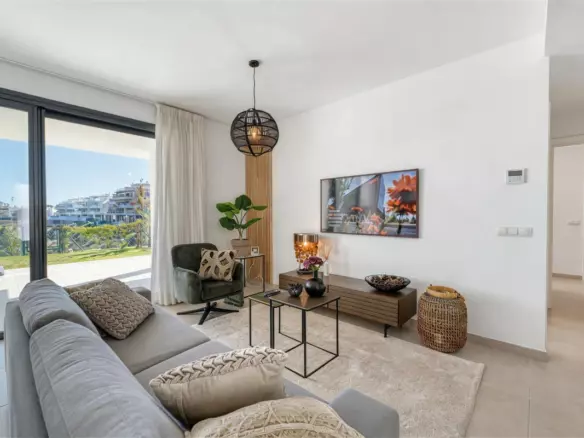 3-bedroom Apartment In Mijas, Spain (89 M²)