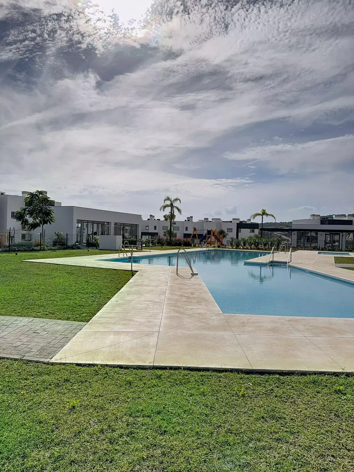 ShowFeedImage-219be7 2-bedroom Apartment In Estepona, Spain (110 M²)