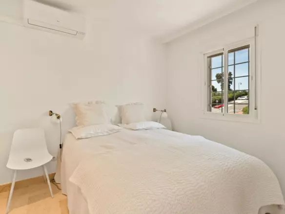 3-bedroom Town House In Estepona, Spain (165 M²)