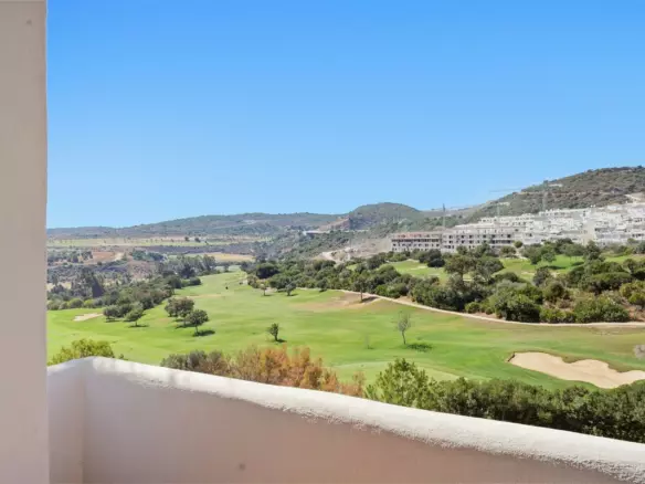 2-bedroom Apartment In Estepona, Spain (86 M²)