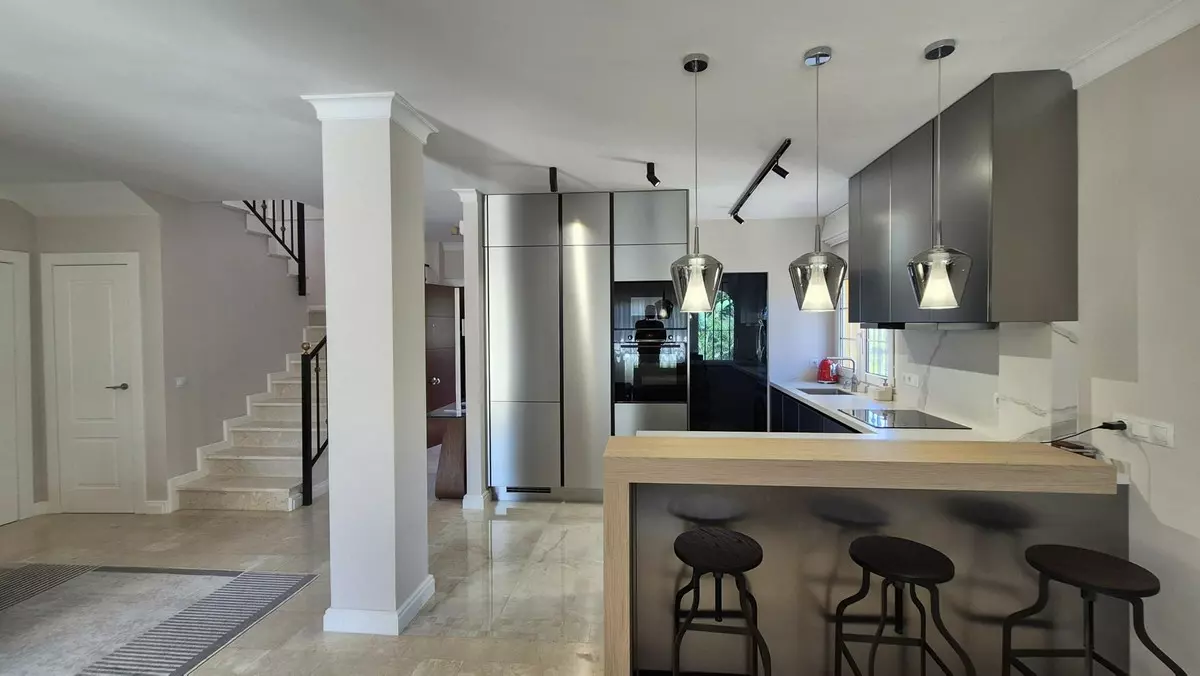 4-bedroom Villa In Mijas, Spain (185 M²)