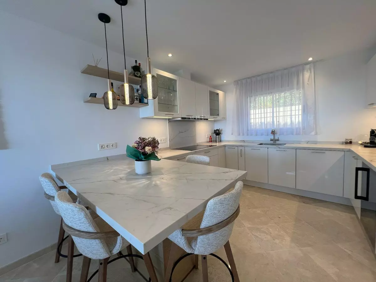 4-bedroom Town House In Marbella, Spain (195 M²)