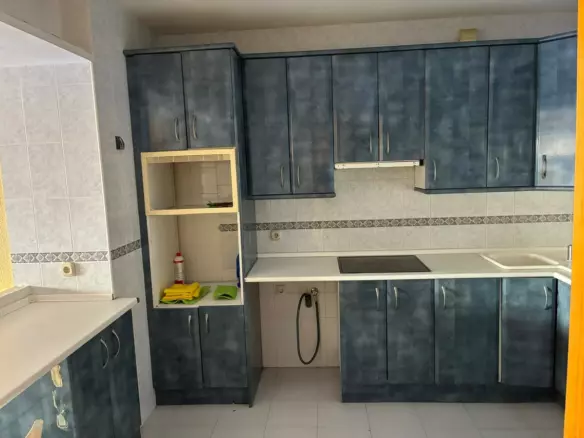 3-bedroom Apartment In Estepona, Spain (121 M²)