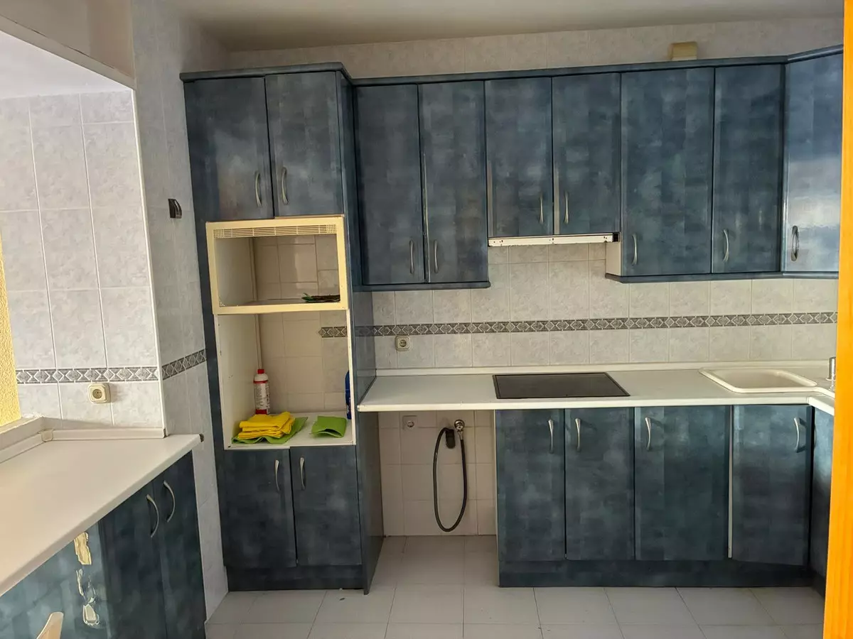 3-bedroom Apartment In Estepona, Spain (121 M²)