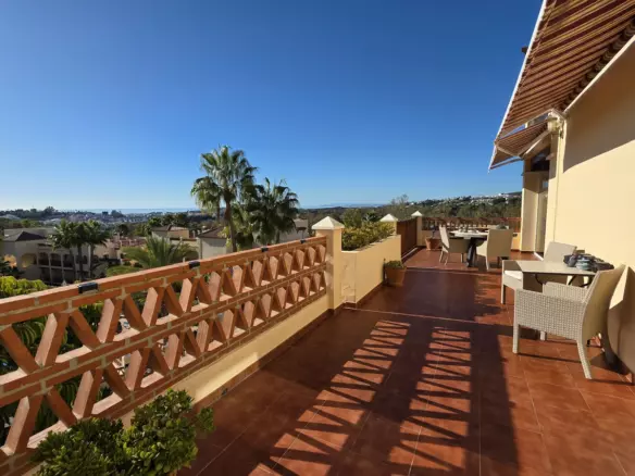2-bedroom Apartment In Estepona, Spain (100 M²)
