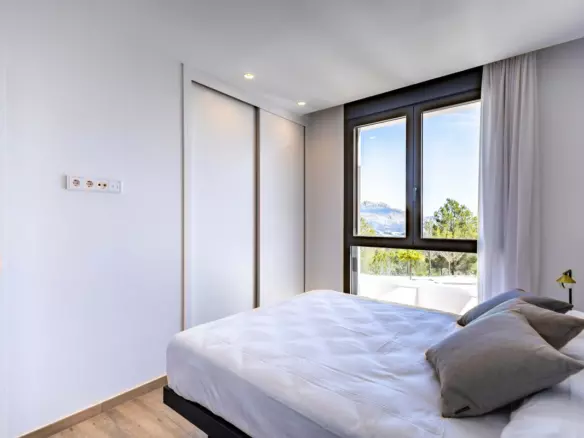 3-bedroom Villa In Polop, Spain (221 M²)