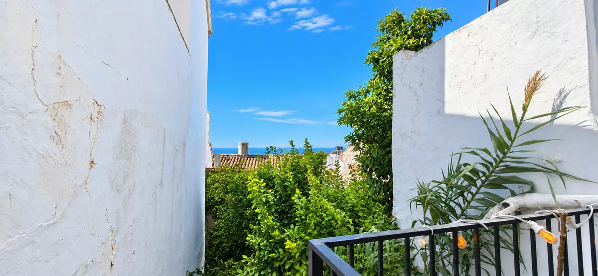 3-bedroom Town House In Gaucín, Spain (167 M²)