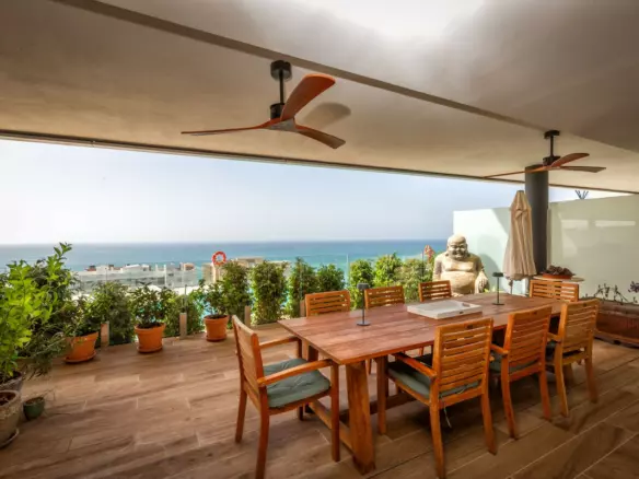 3-bedroom Apartment In Fuengirola, Spain (227 M²)