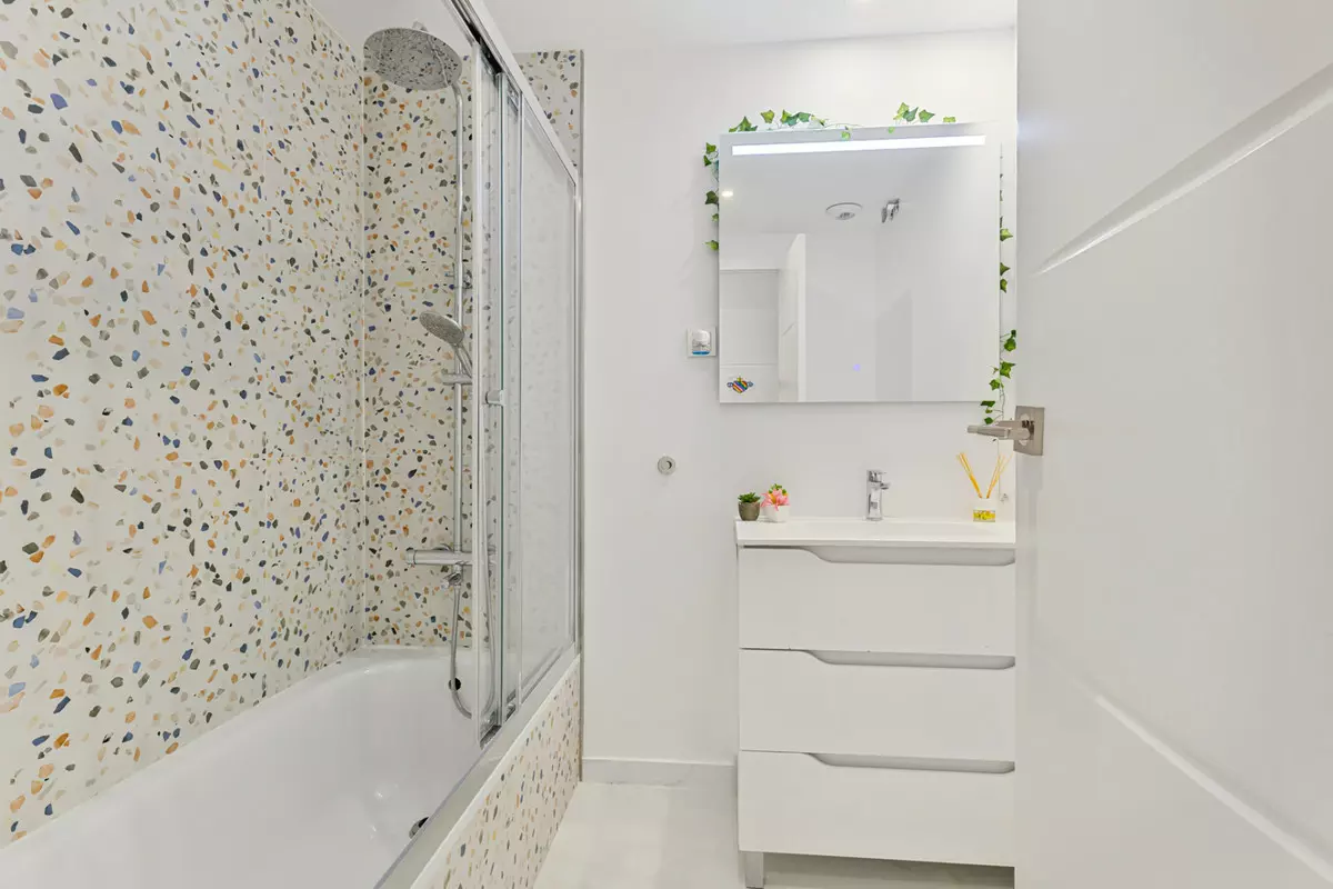4-bedroom Apartment In Marbella, Spain (198 M²)