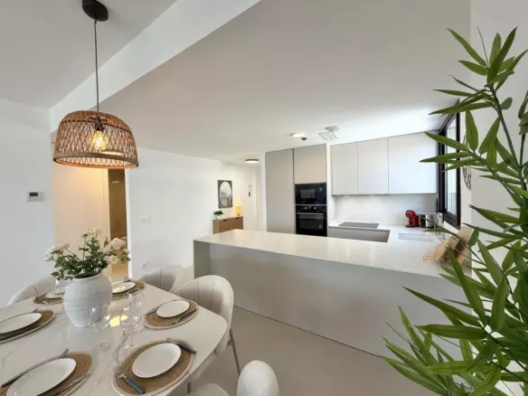 3-bedroom Apartment In Fuengirola, Spain (101 M²)