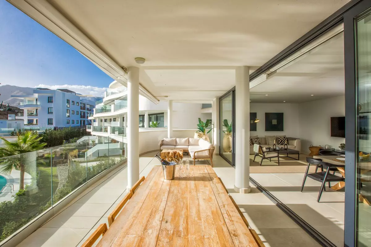 3-bedroom Apartment In Fuengirola, Spain (145 M²)