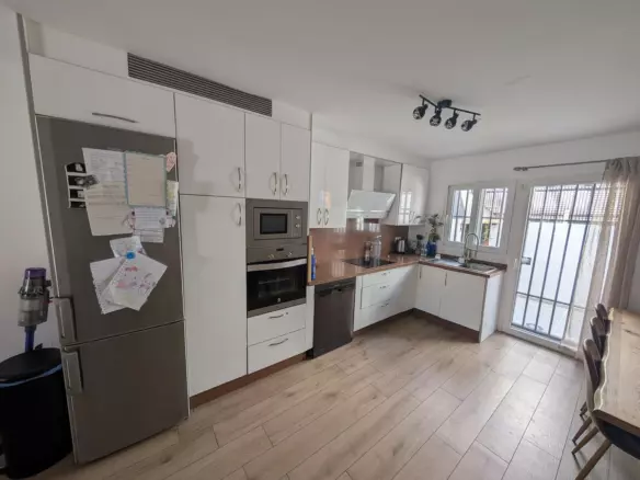 3-bedroom Town House In Mijas, Spain (153 M²)