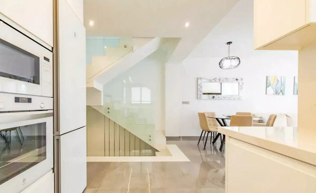 3-bedroom Villa In Orihuela, Spain (175 M²)