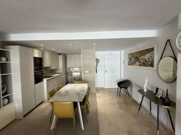 3-bedroom Apartment In Marbella, Spain (130 M²)