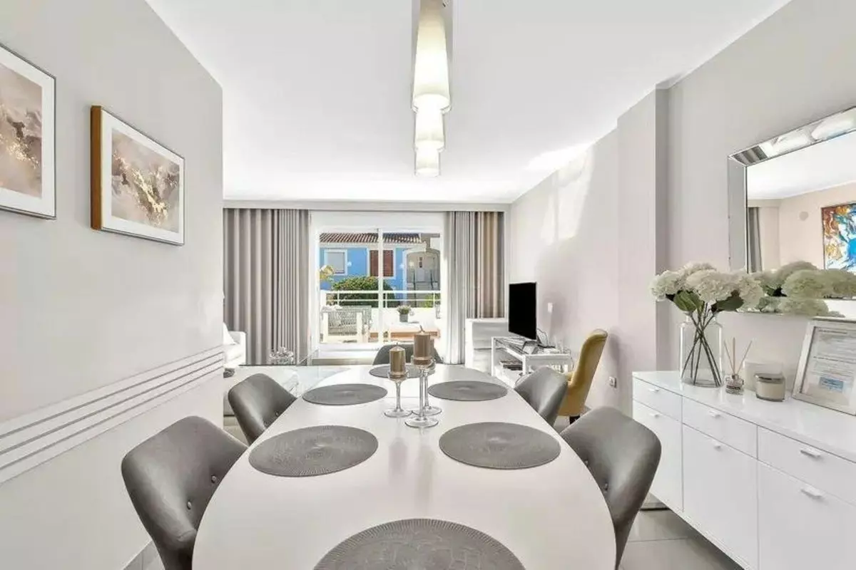 3-bedroom Apartment In Estepona, Spain (115 M²)