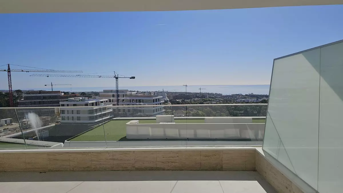 2-bedroom Apartment In Estepona, Spain (118 M²)