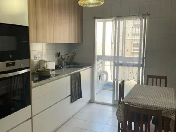 3-bedroom Apartment In Málaga, Spain (110 M²)