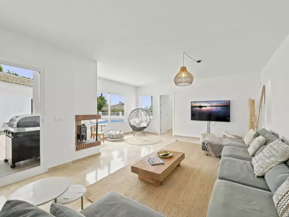 5-bedroom Villa In Mijas, Spain (454 M²)