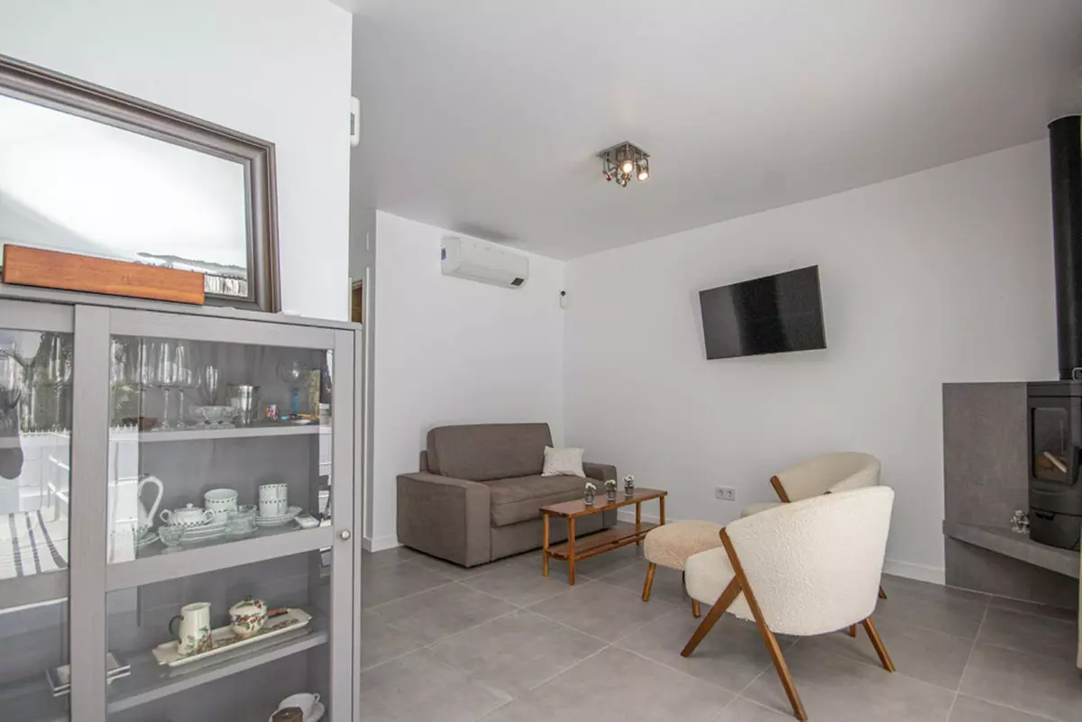 2-bedroom Villa In Marbella, Spain (53 M²)