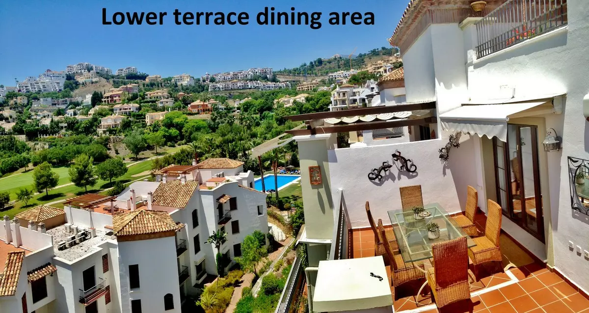 3-bedroom Apartment In Benahavis, Spain (108 M²)