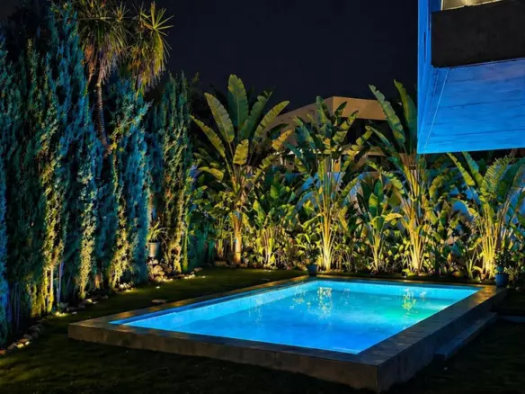 5-bedroom Villa In Marbella, Spain (285 M²)