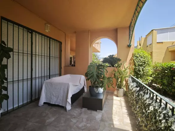 2-bedroom Apartment In Marbella, Spain (104 M²)