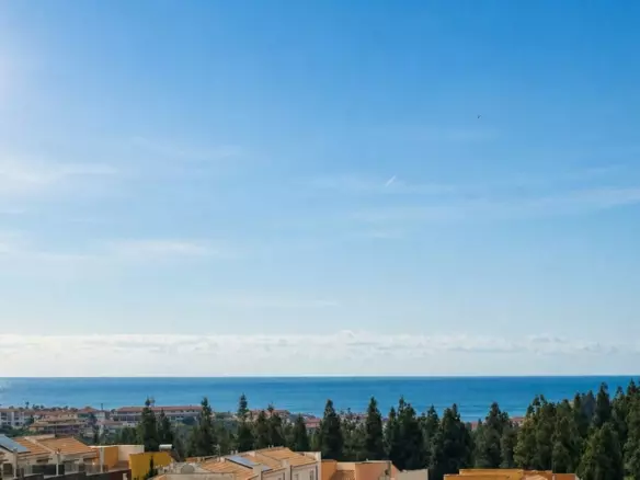 3-bedroom Apartment In Mijas, Spain (210 M²)