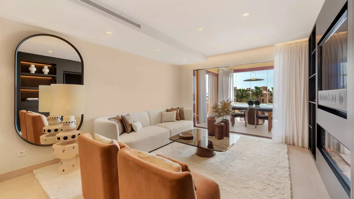 3-bedroom Apartment In Estepona, Spain (163 M²)