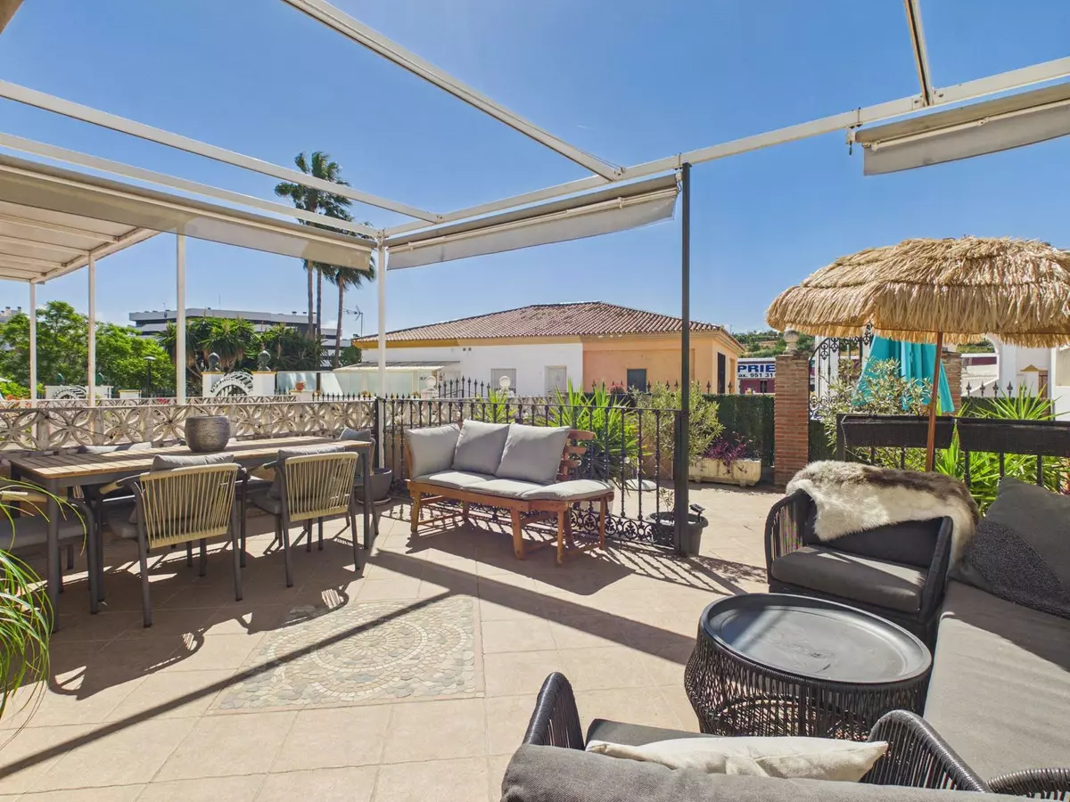 3-bedroom Town House In Estepona, Spain (122 M²)