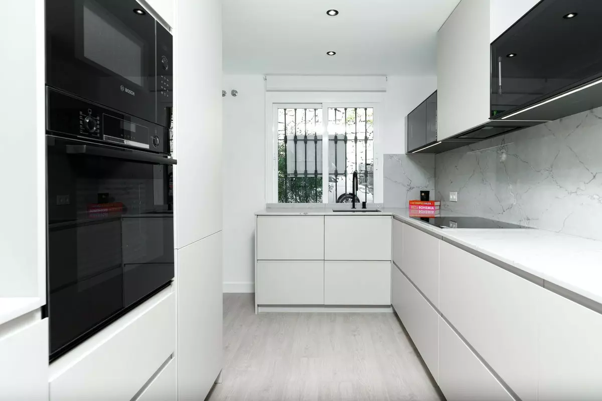 3-bedroom Apartment In Benahavis, Spain (123 M²)
