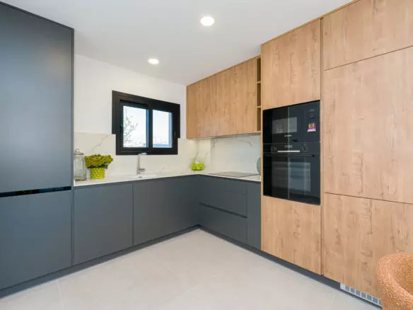 2-bedroom Apartment In Villajoyosa, Spain (85 M²)