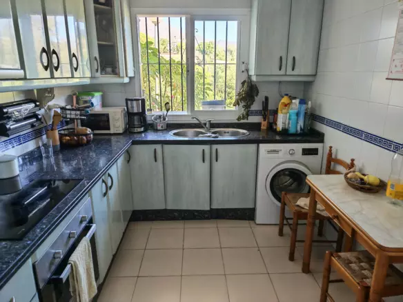 3-bedroom Town House In Estepona, Spain (140 M²)