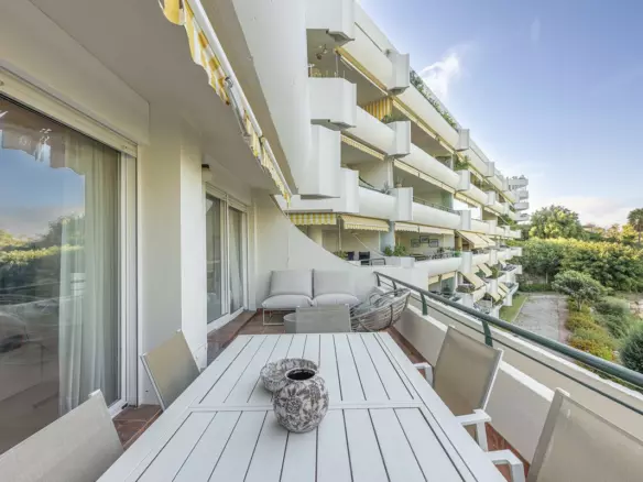 2-bedroom Apartment In Marbella, Spain (108 M²)