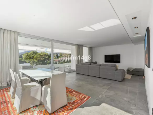 3-bedroom Apartment In Benahavis, Spain (155 M²)