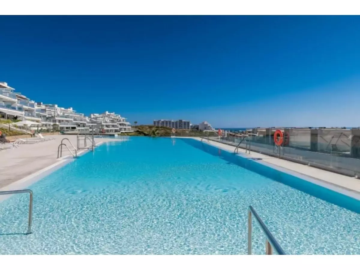 3-bedroom Villa In Estepona, Spain (117 M²)