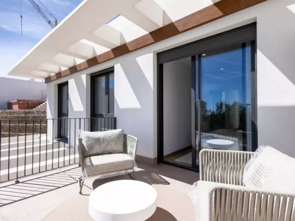 3-bedroom Villa In Polop, Spain (221 M²)