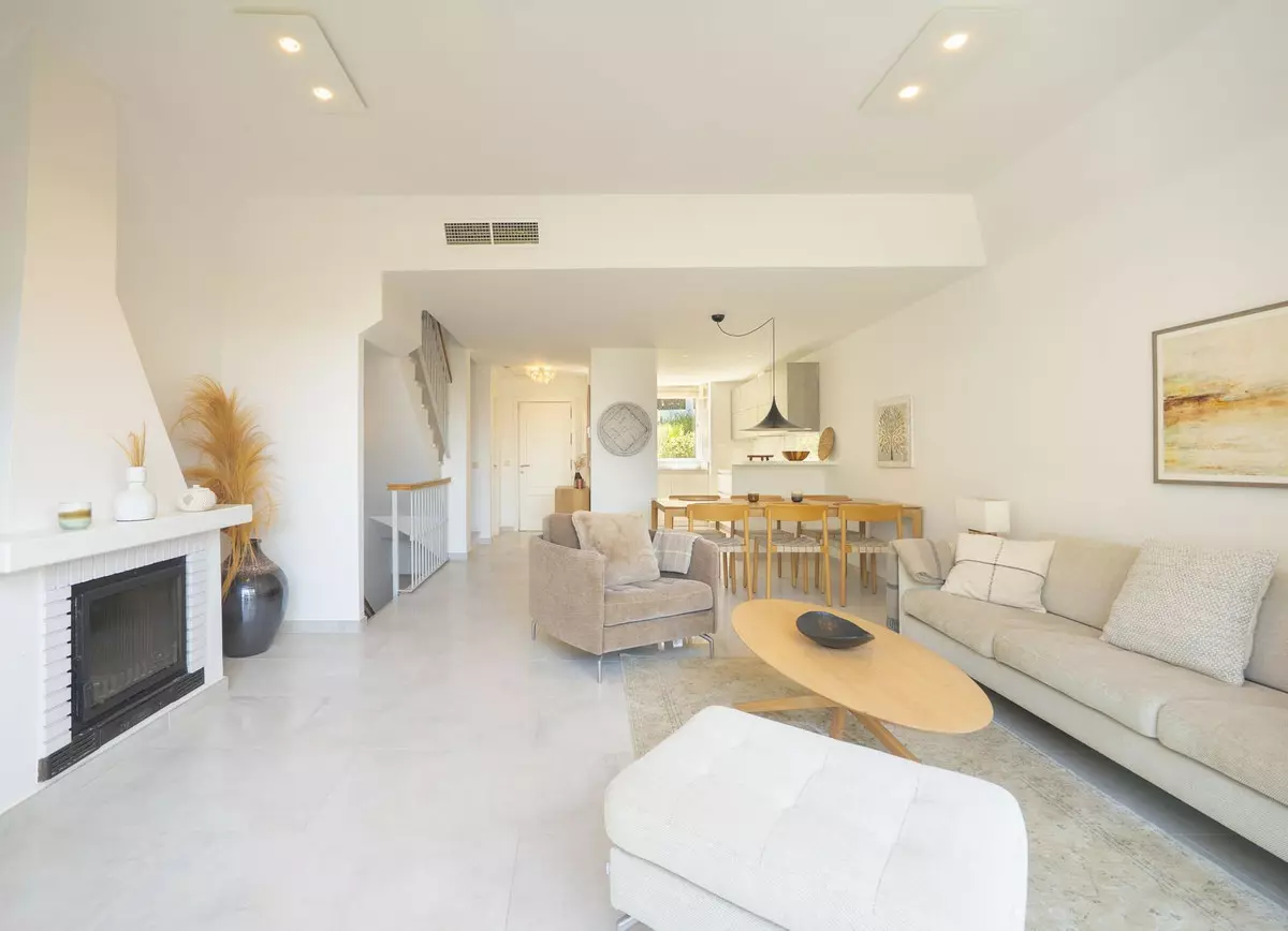 3-bedroom Villa In Marbella, Spain (174 M²)