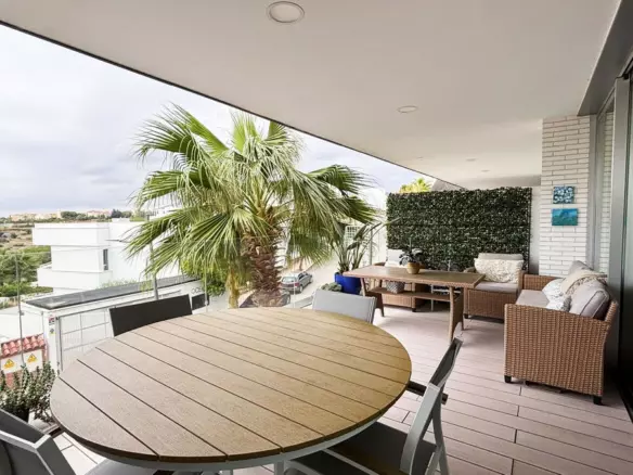 3-bedroom Town House In Estepona, Spain (160 M²)