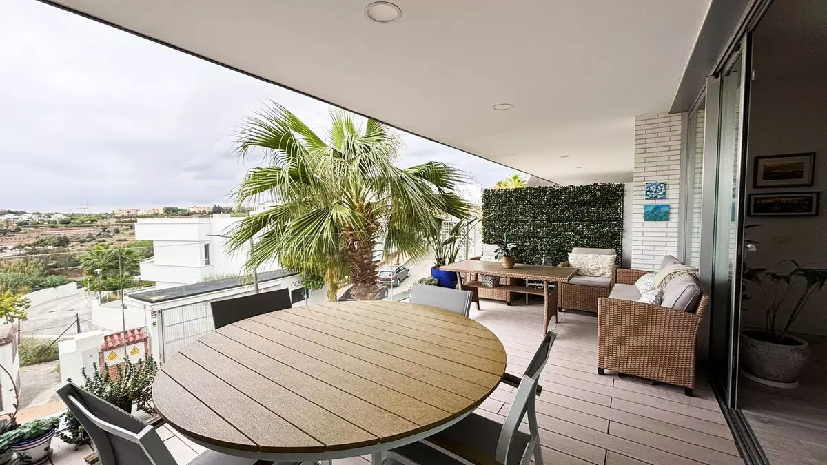 3-bedroom Town House In Estepona, Spain (160 M²)