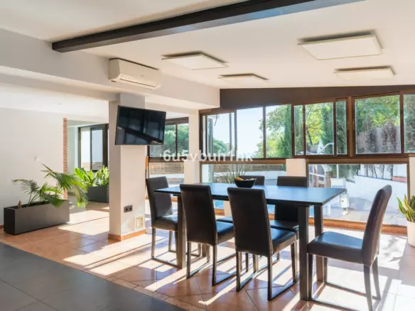 5-bedroom Villa In Torremolinos, Spain (288 M²)
