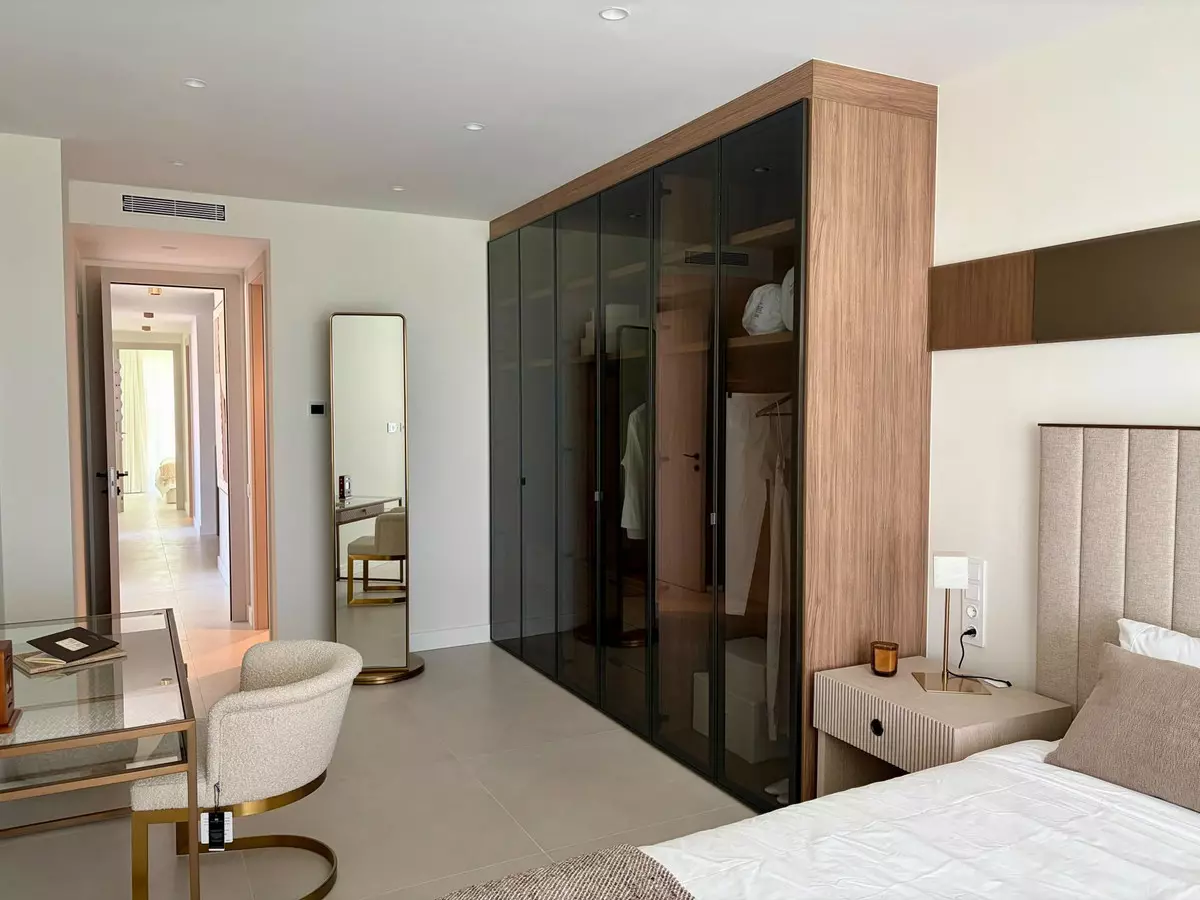 4-bedroom Apartment In Estepona, Spain (214 M²)