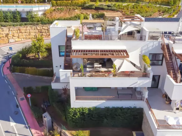 3-bedroom Apartment In Istan, Spain (140 M²)