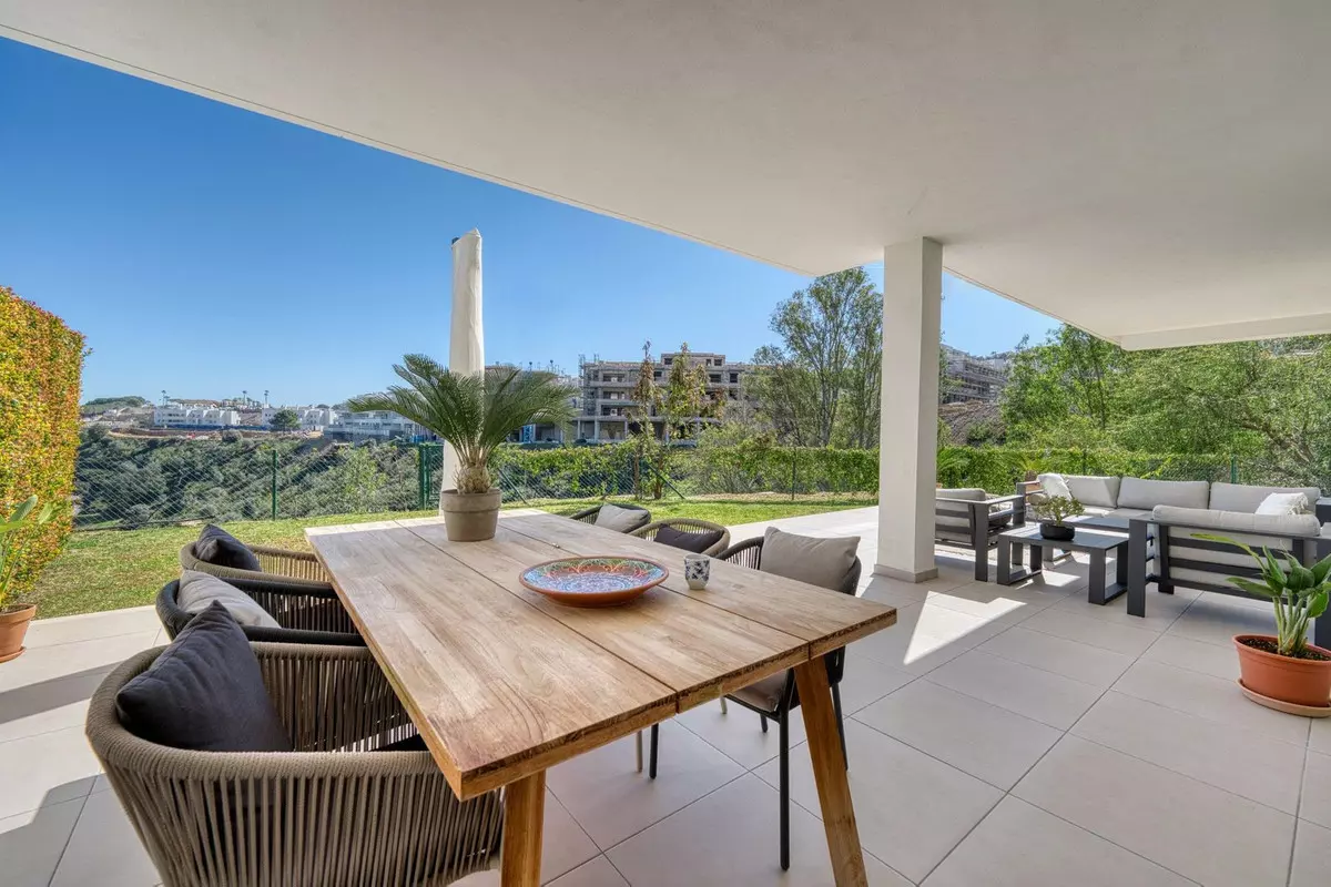 3-bedroom Apartment In Mijas, Spain (89 M²)