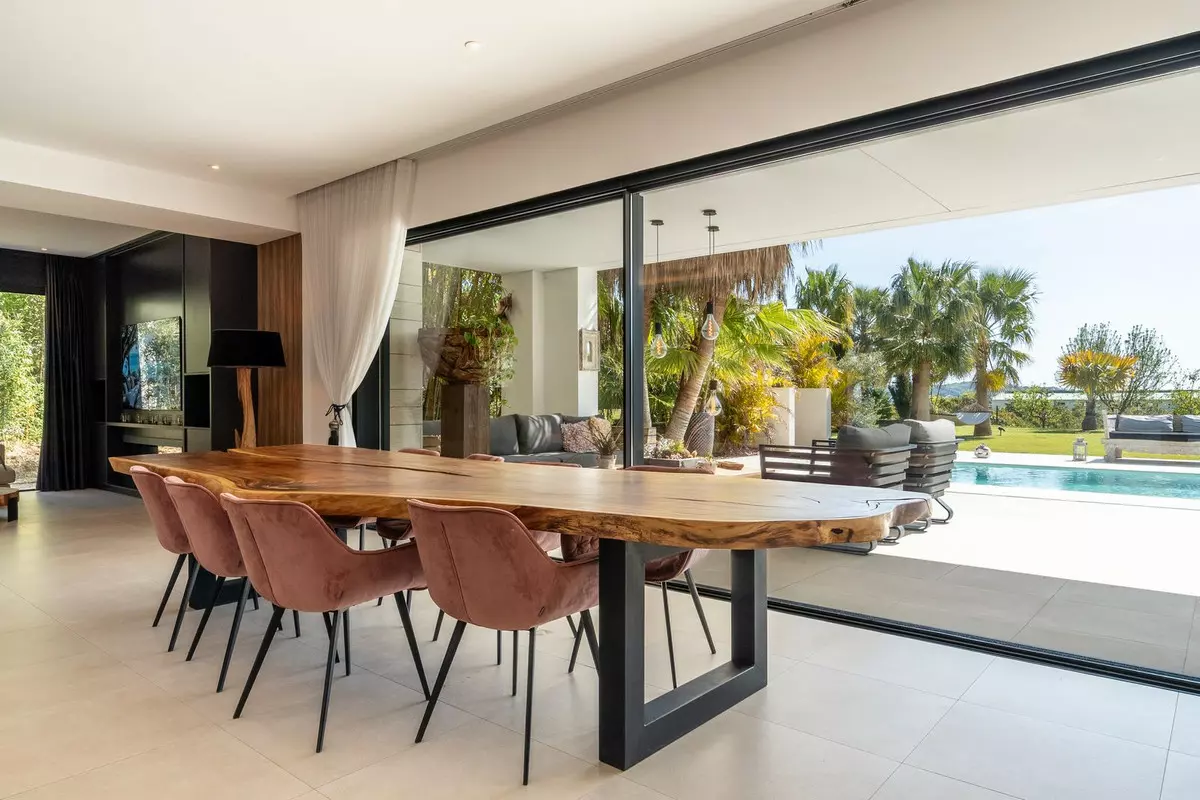 4-bedroom Villa In Mijas, Spain (538 M²)