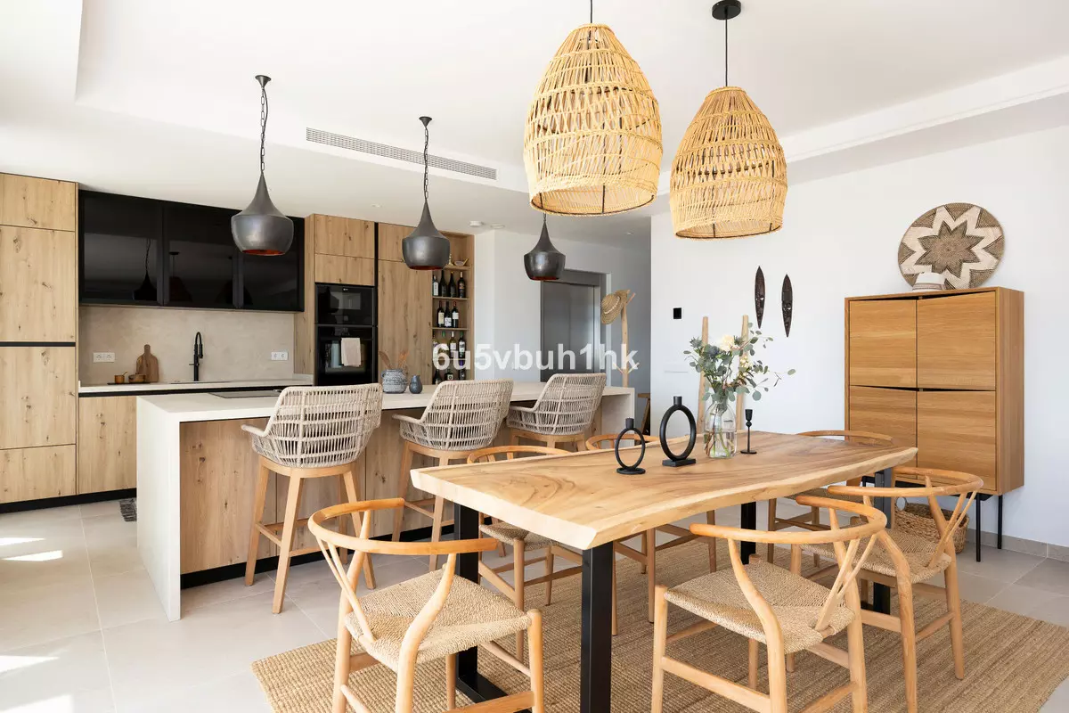 3-bedroom Apartment In Benalmádena, Spain (260 M²)