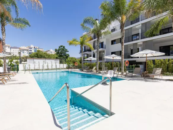 3-bedroom Apartment In Estepona, Spain (92 M²)