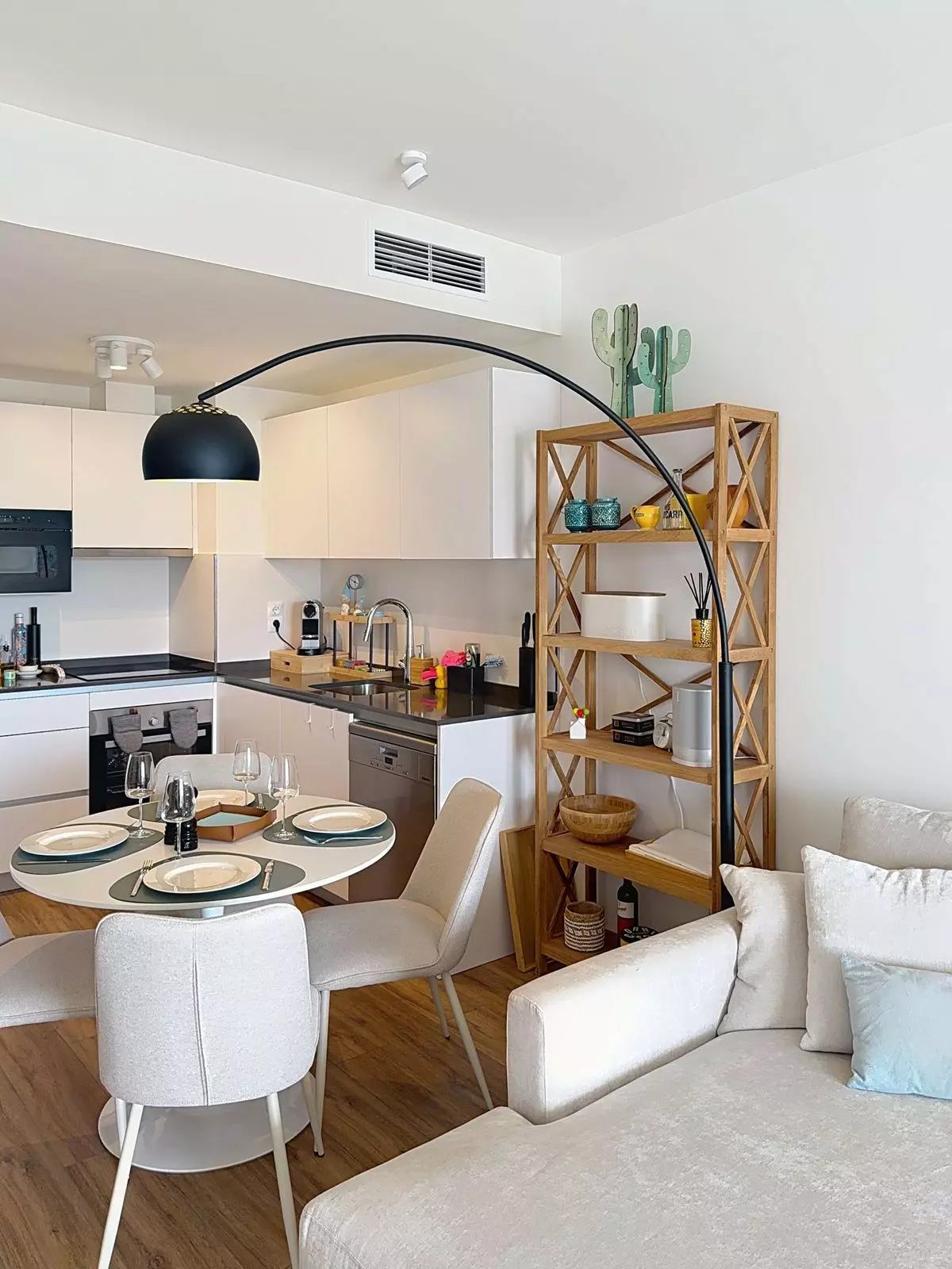ShowFeedImage-3f4d6e 2-bedroom Apartment In Estepona, Spain (110 M²)